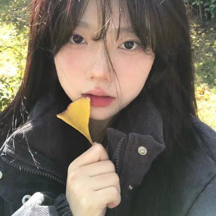 九尾藏不住